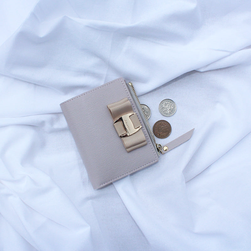 coin case buckle ribbon